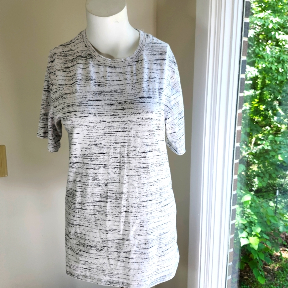 Decathlon Sz XS Workout Tee